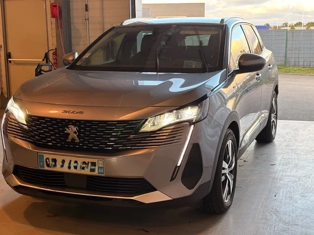  Peugeot 3008 II Hybrid 225 e-EAT8 ALLURE PACK